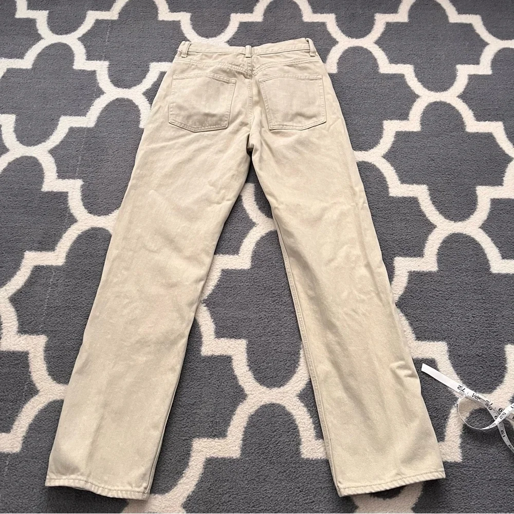UNIQLO pale tan jeans in excellent condition 25” x 32” - Picture 3 of 10